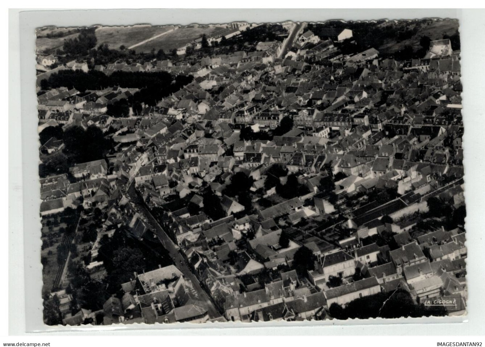 18 SAINT AMAND MONTROND VUE GENERALE AERIENNE ET ROUTE DE BOURGES PILOTE HENRARD  NÂ°18 197 01 - Saint-Amand-Montrond