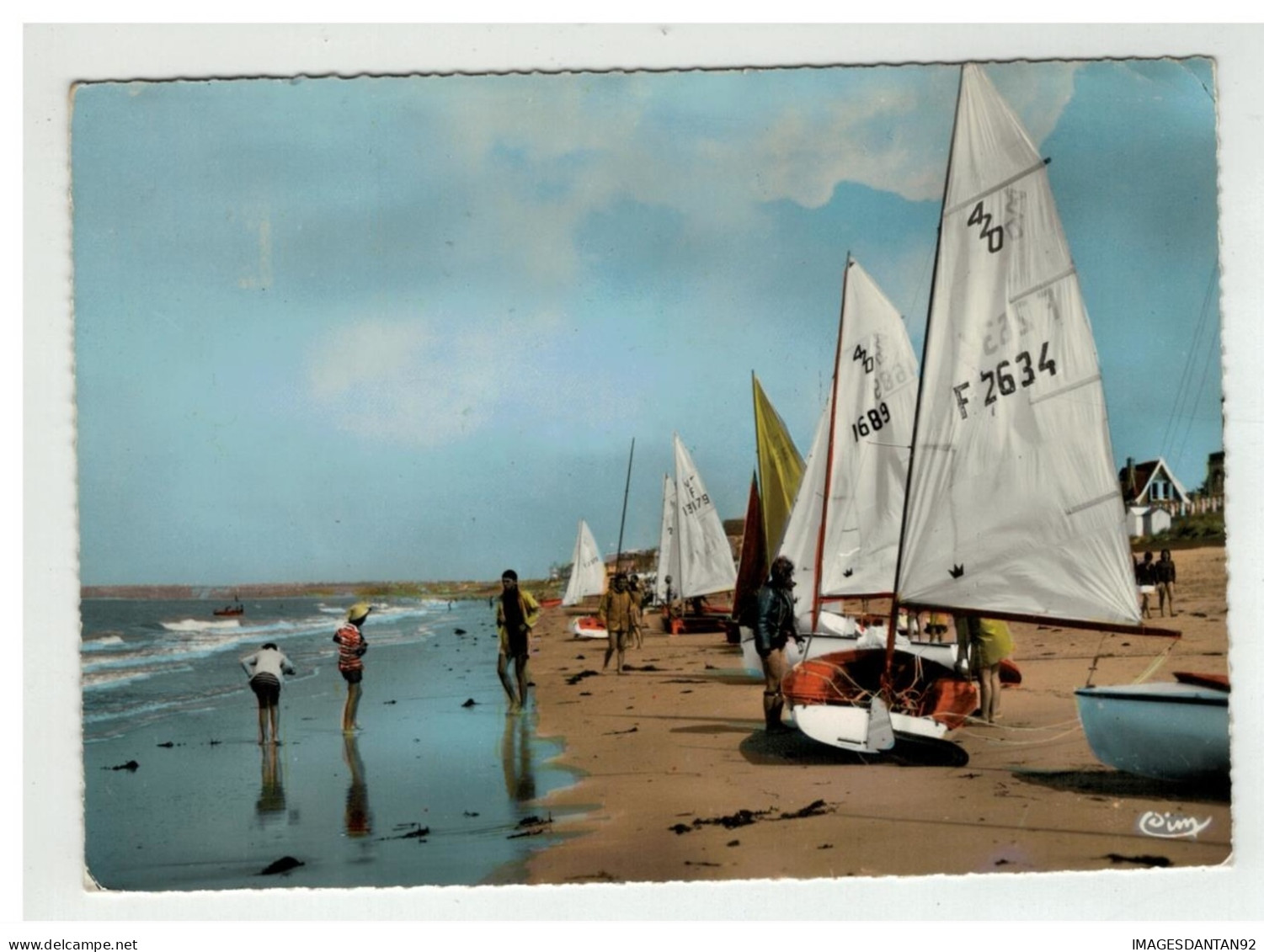 50 JULLOUVILLE VOILIERS SUR LA PLAGE NÂ°64 - Sonstige & Ohne Zuordnung