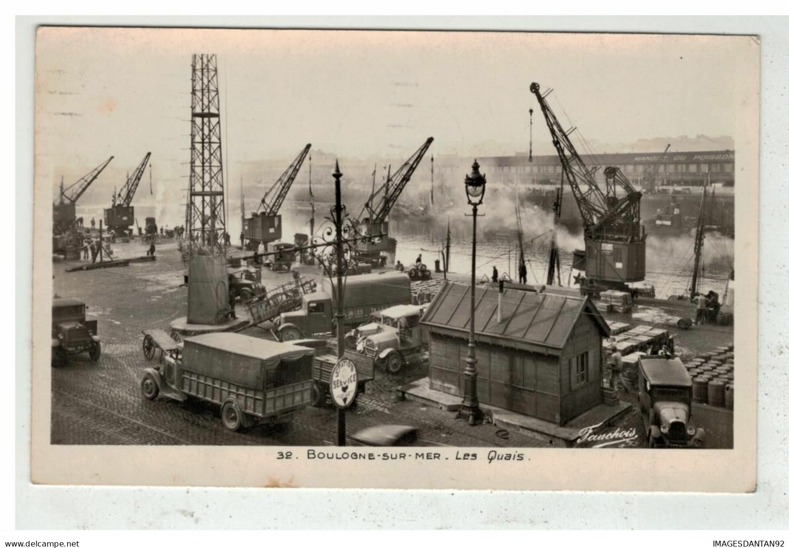 62 BOULOGNE SUR MER #15899 LES QUAIS NÂ°32 GRUE CAMIONS - Boulogne Sur Mer