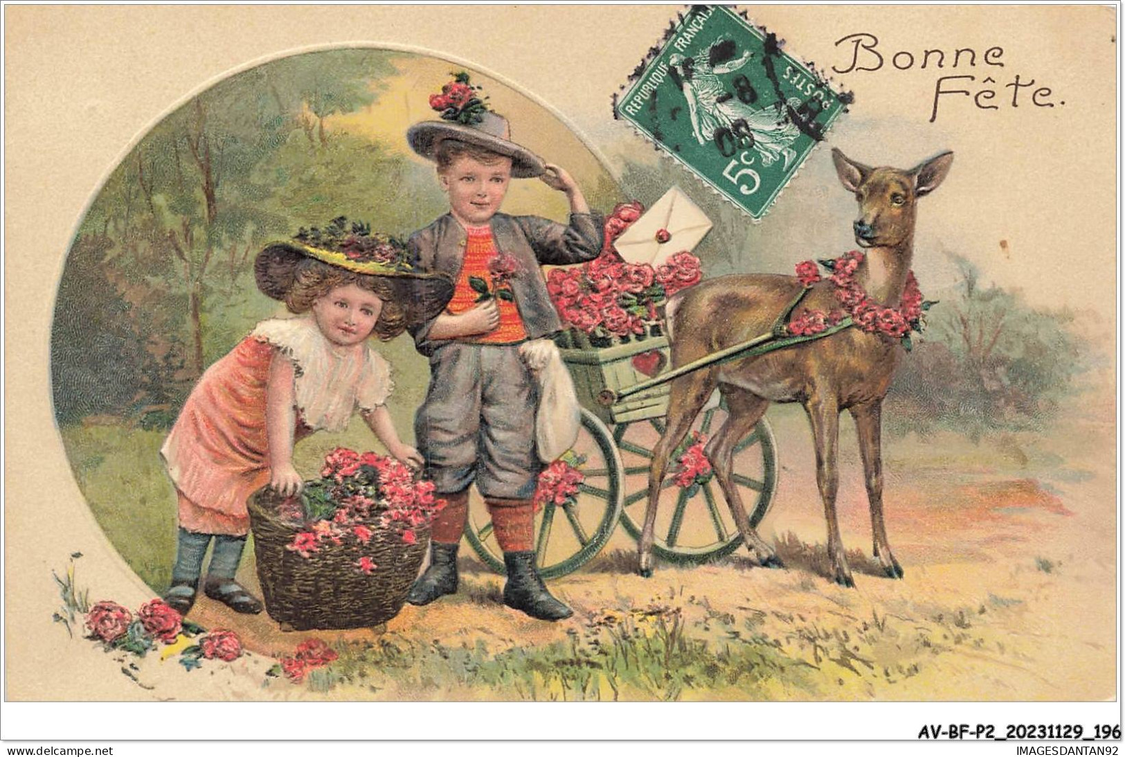 AV-BFP2-0286 - VOEUX - Bonne Fête - Enfants Avec Des Roses Dans Les Paniers - Biche - Carte Gaufrée - Other & Unclassified
