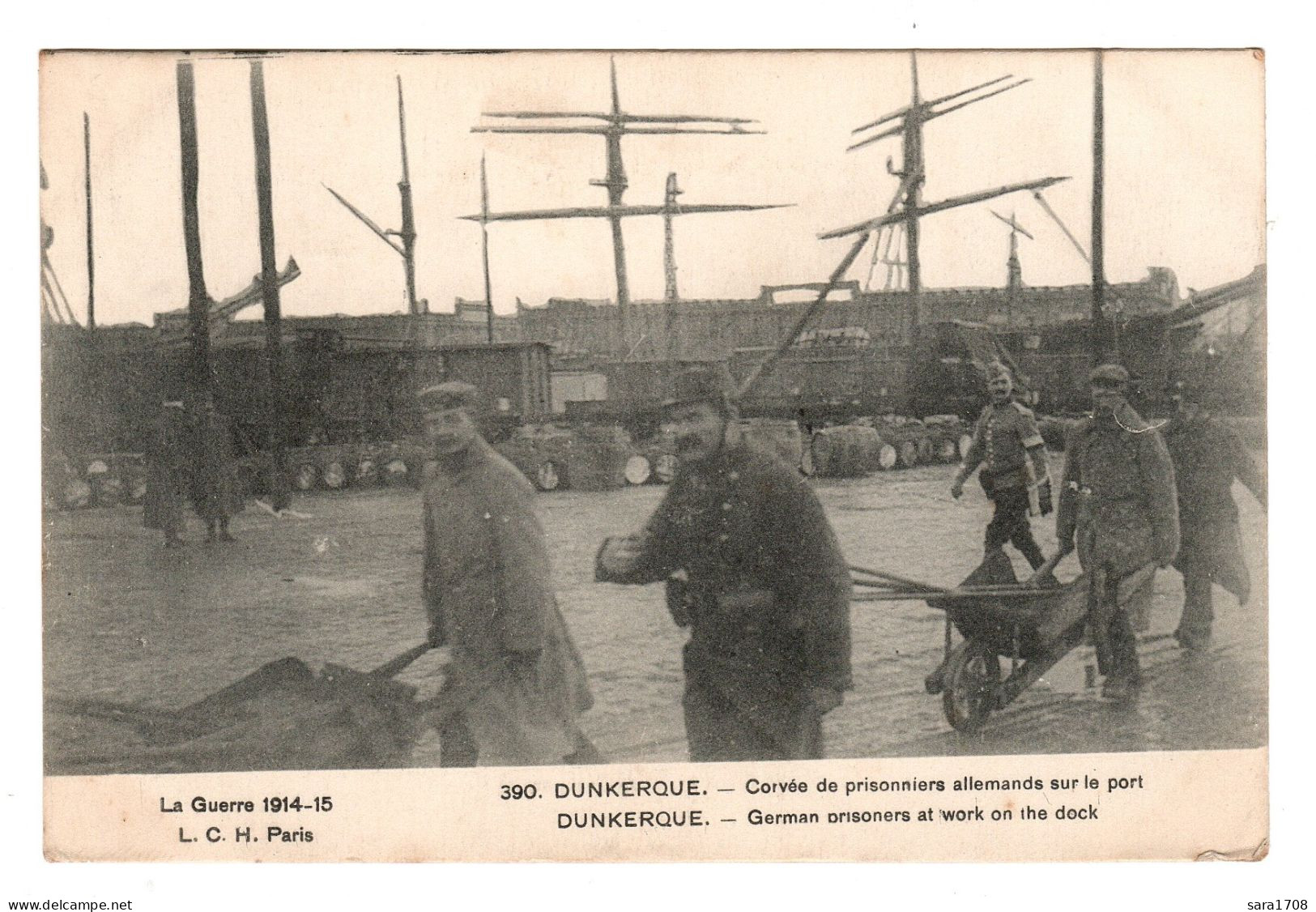 DUNKERQUE, Corvée De Prisonniers Allemands Sur Le Port. - Guerre 1914-18