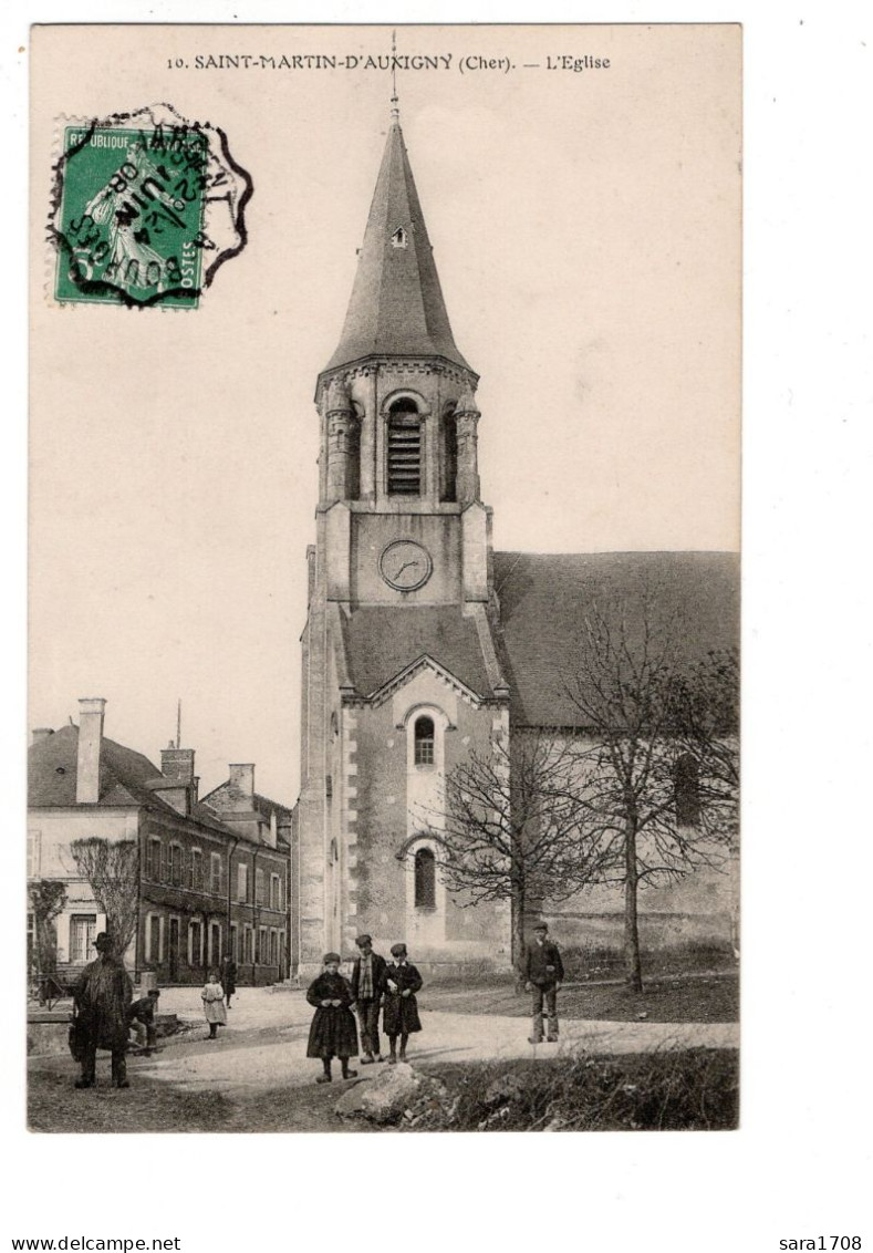 18 SAINT MARTIN D'AUXIGNY, Place De L'église. ( VOIR SCAN ). - Andere & Zonder Classificatie