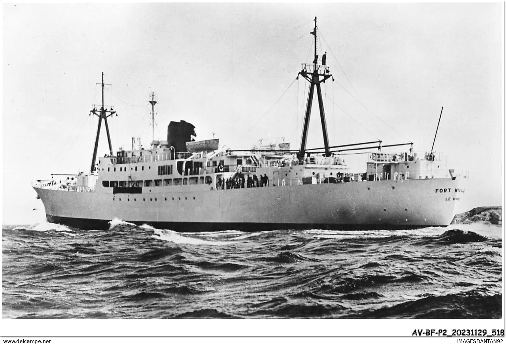 AV-BFP2-0447 - BATEAU - Fort-Niagara, Fort-Fontaenac, Fort-Fleur-d'épée - Steamers