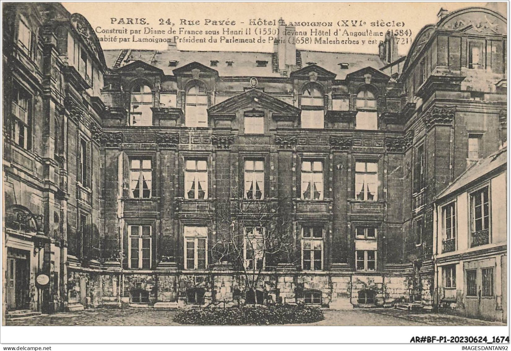 AR#BFP1-75-0837 - PARIS - Rue Pavée - Hôtel Lamoignon - NÂ°1 - Parijs Bij Nacht