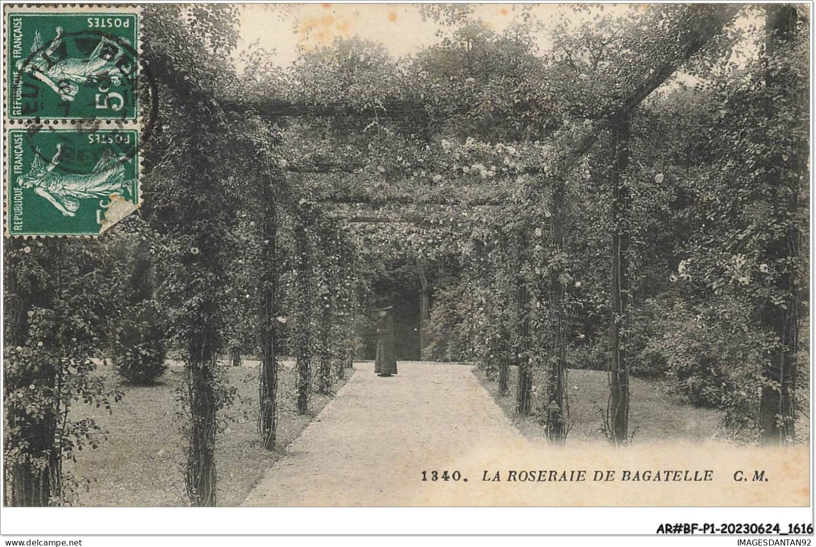 AR#BFP1-75-0808 - PARIS - La Roseraie De Bagatelle - Parks, Gärten