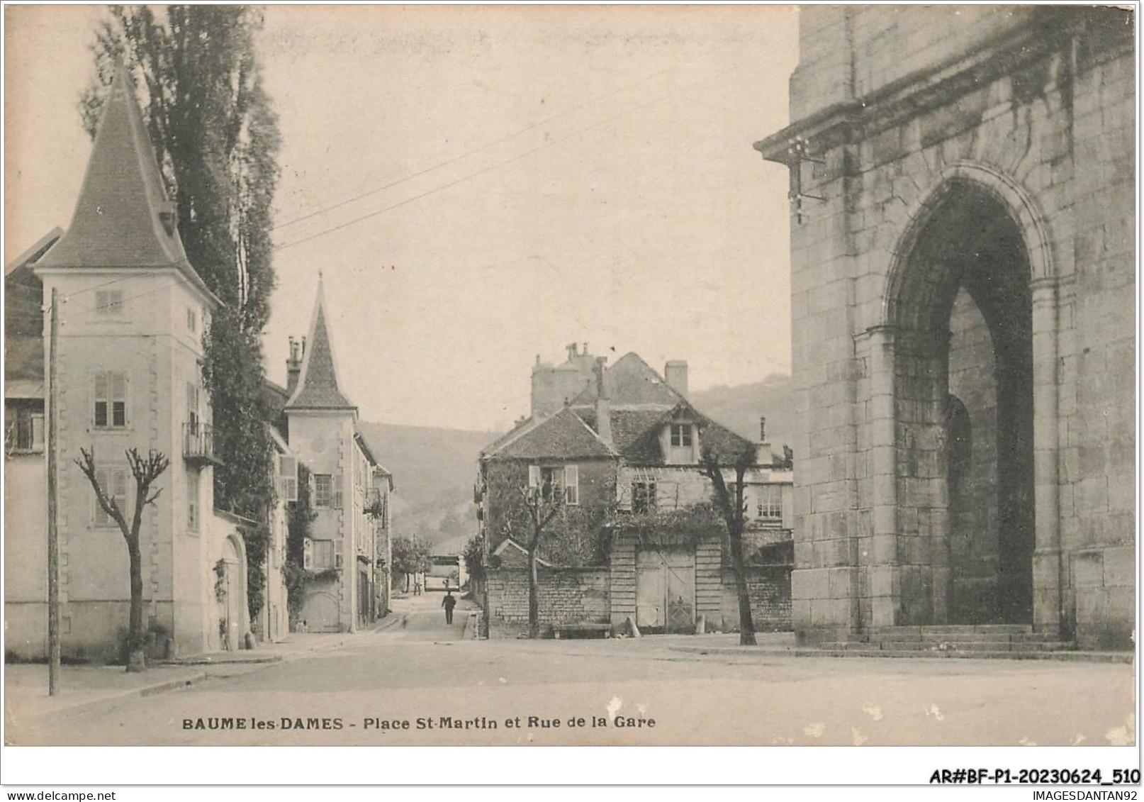 AR#BFP1-25-0256 - BAUME-LES-DAMES - Place St-Martin Et Rue De La Gare - Baume Les Dames