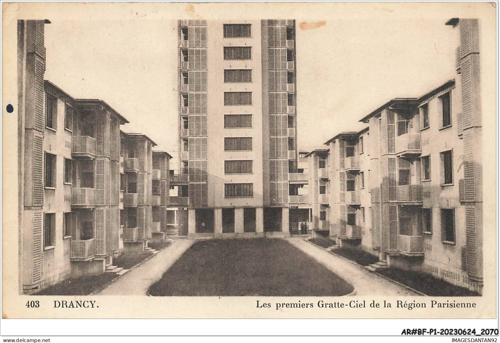 AR#BFP1-93-1037 - DRANCY - Les Premiers Gratte-ciel De La Région Parisienne - Drancy