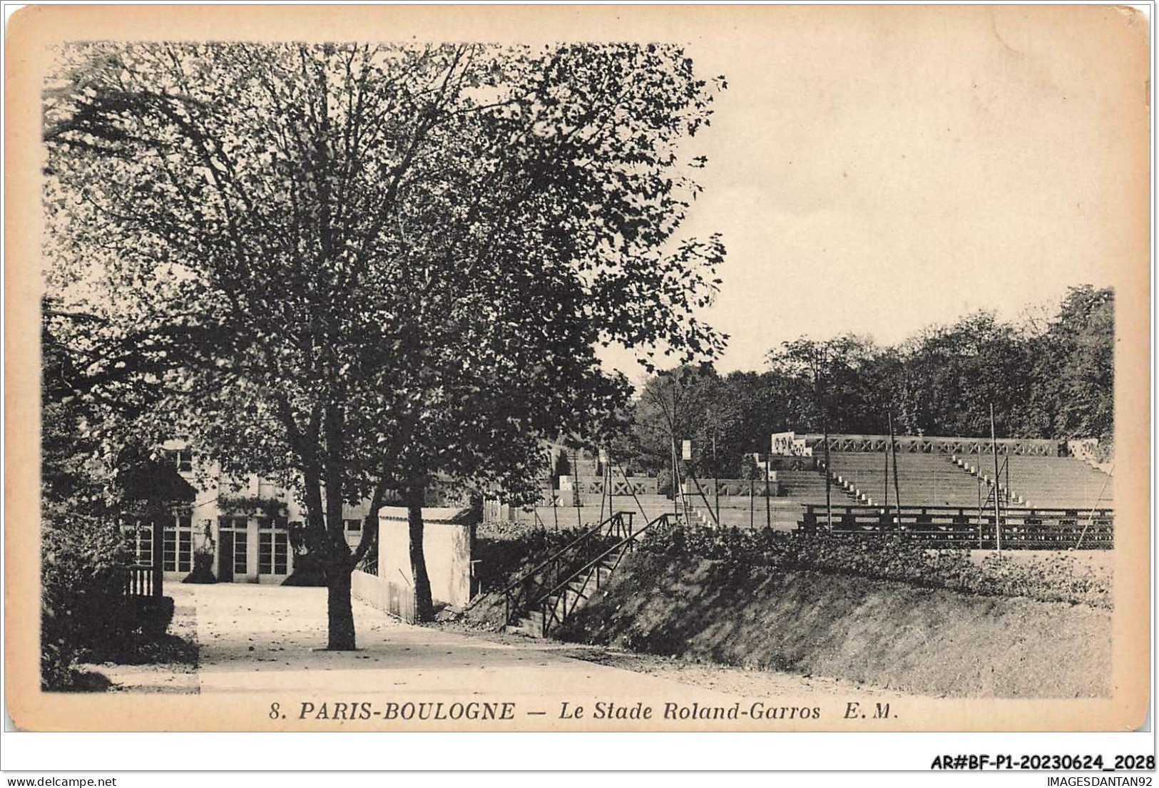 AR#BFP1-92-1016 - PARIS-BOULOGNE - Le Stade Roland-Garros - NÂ°1 - Boulogne Billancourt