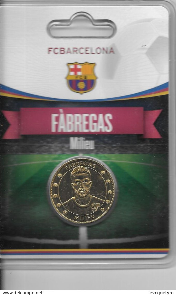 Médaille Touristique Arthus Bertrand AB Sous Encart Football Barcelone Saison 2011 2012 Fabregas - Non Datati