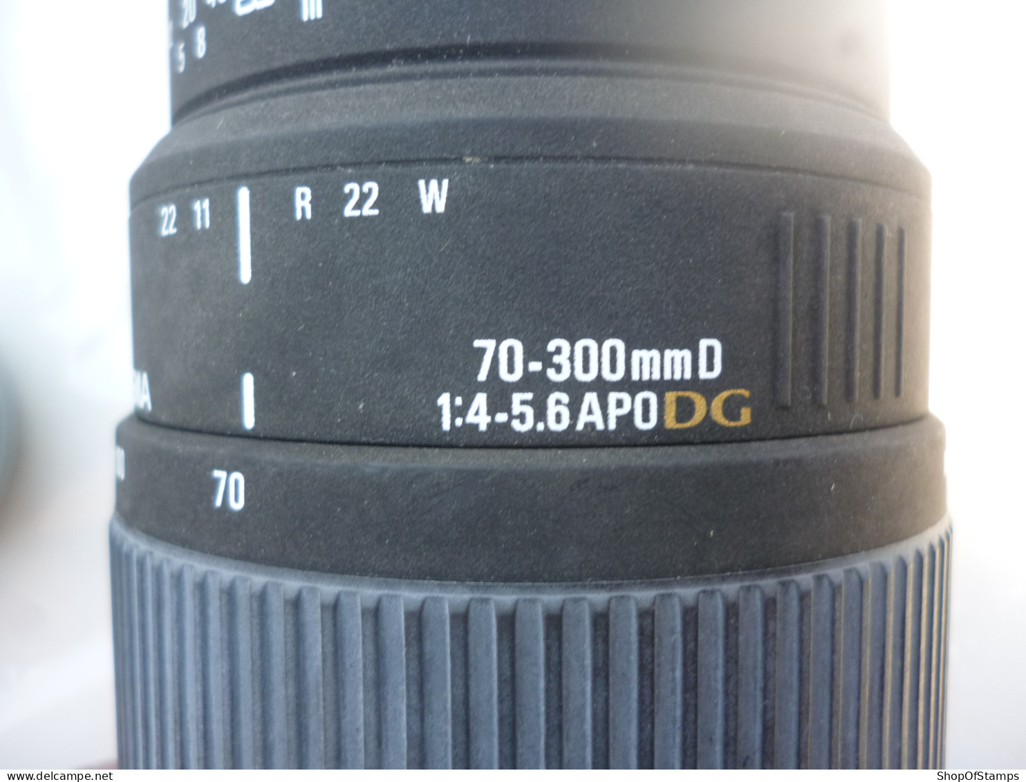 LENS: SIGMA 70-300 1.4-5.6 USED BUT GOOD CONDITION 58mm JAPAN - Supplies And Equipment