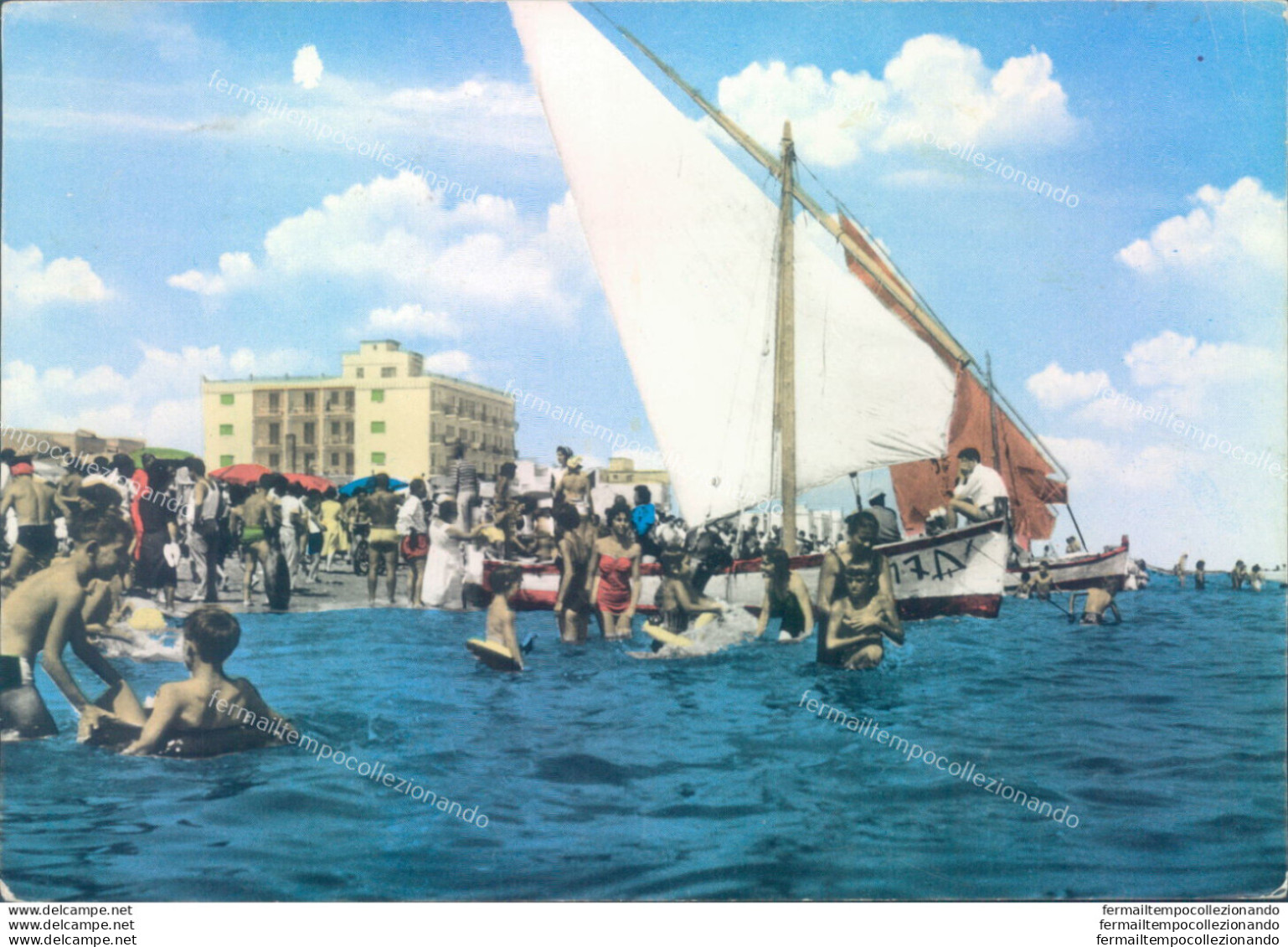 Z58 Cartolina Margherita Di Savoia Spiaggia Provincia Di Foggia - Foggia