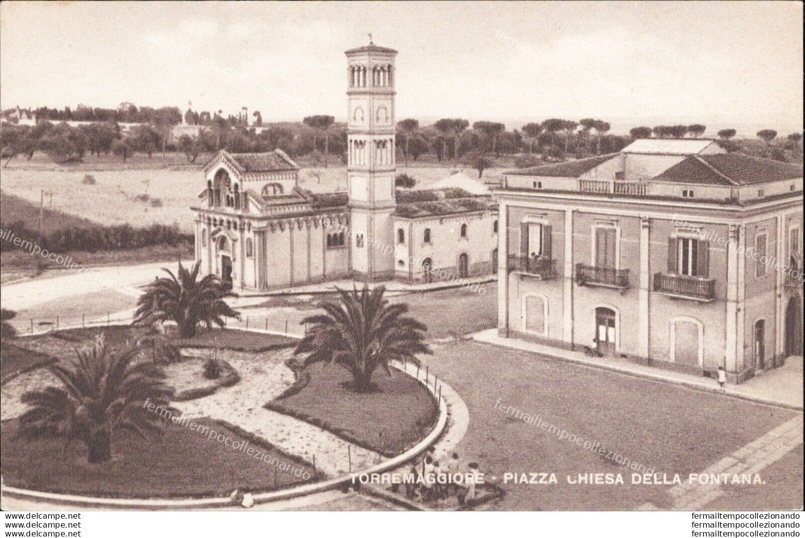 Am33 Cartolina Torremaggiore Piazza Chiesa Della Fontana Provincia Di Foggia - Foggia