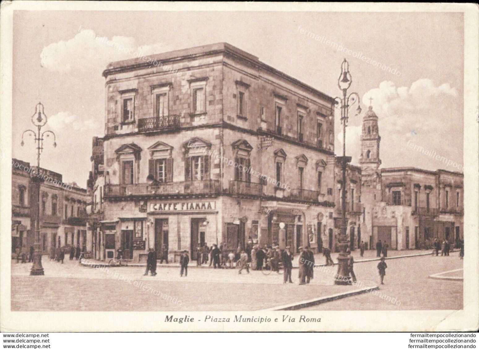 Ai537 Cartolina Maglie Piazza Municipio E Via Roma Provincia Di Lecce - Lecce