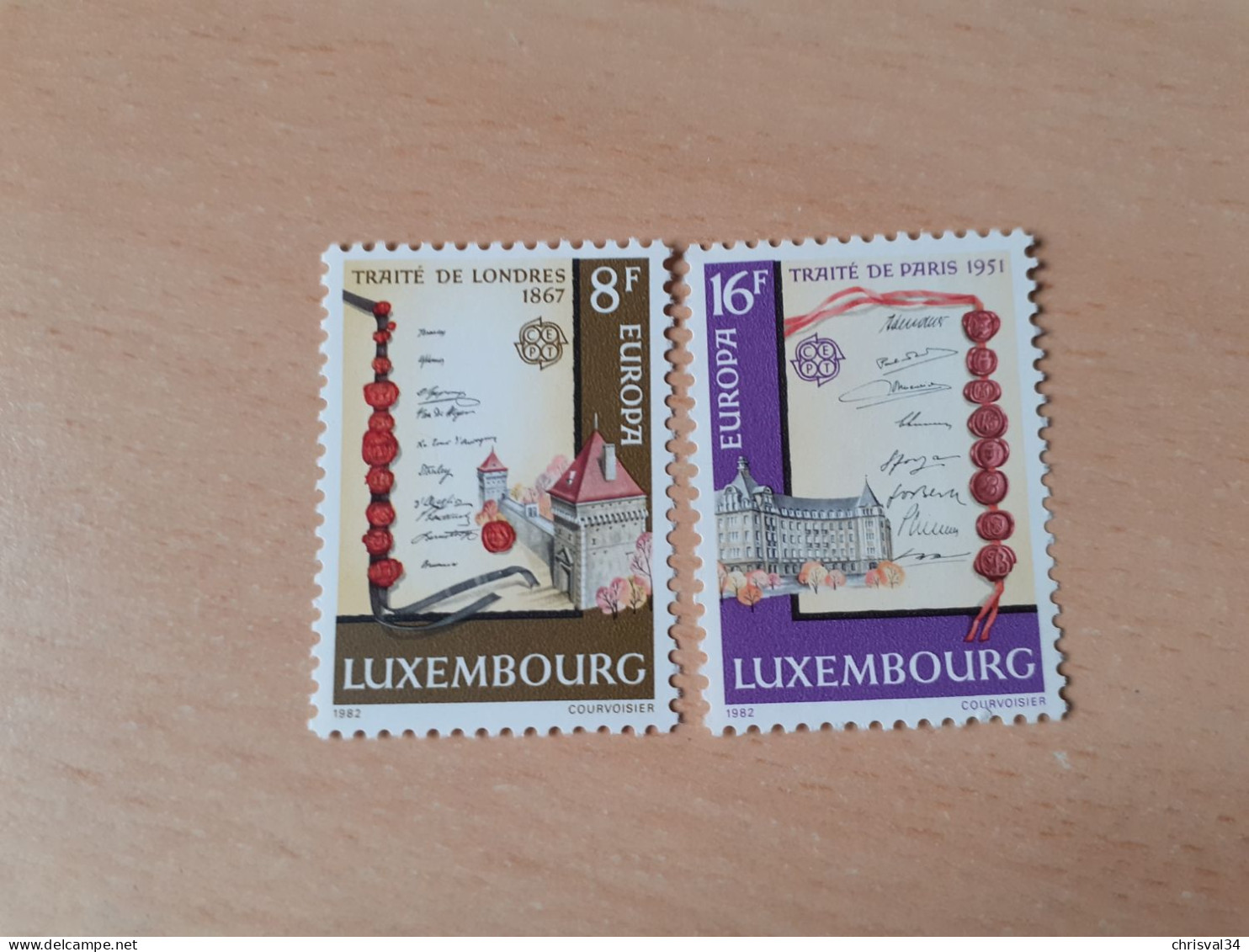 TIMBRES   LUXEMBOURG   EUROPA   1982    N  1002  /  1003   COTE  3,00  EUROS   NEUFS  LUXE** - 1982
