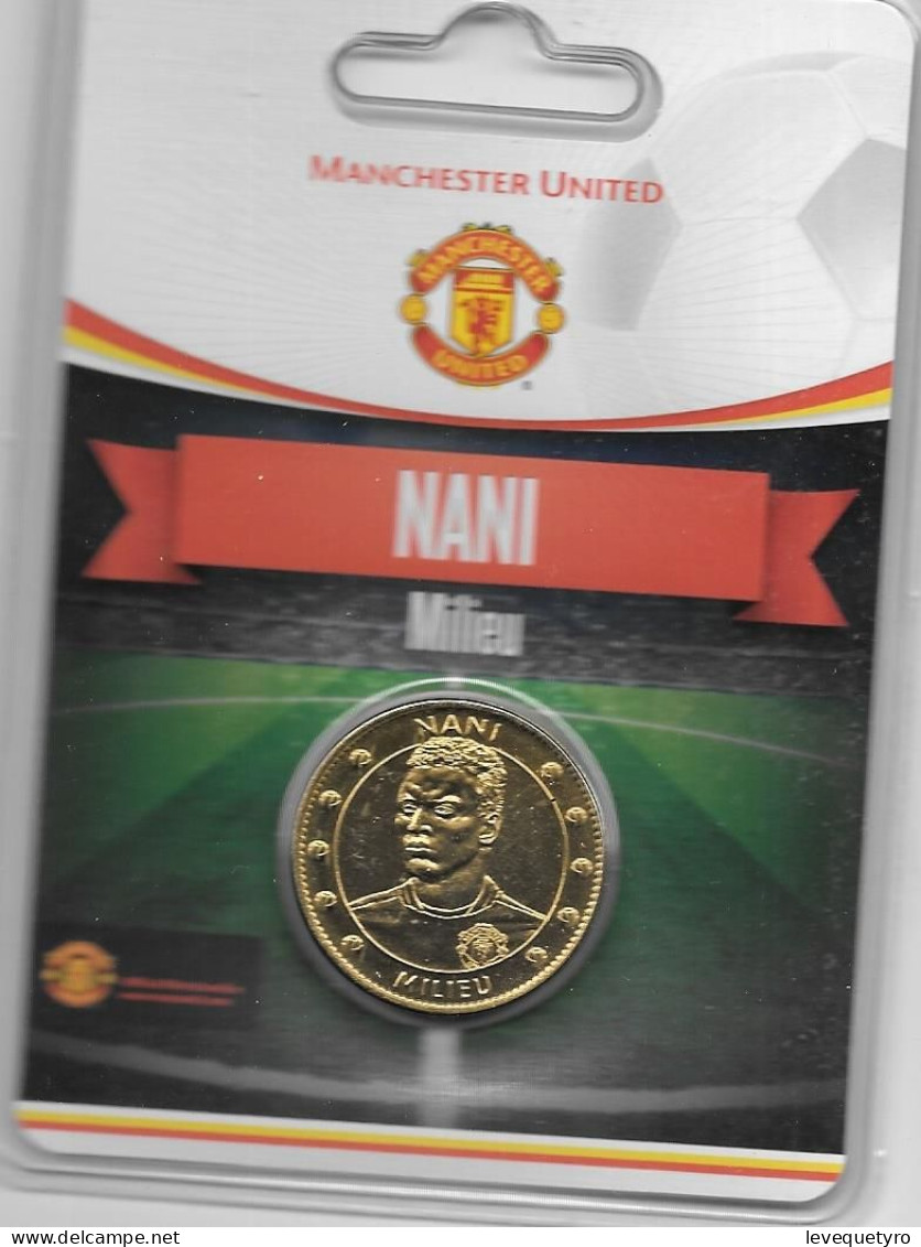 Médaille Touristique Arthus Bertrand AB Sous Encart Football Manchester United  Saison 2011 2012 Nani - Non-datés