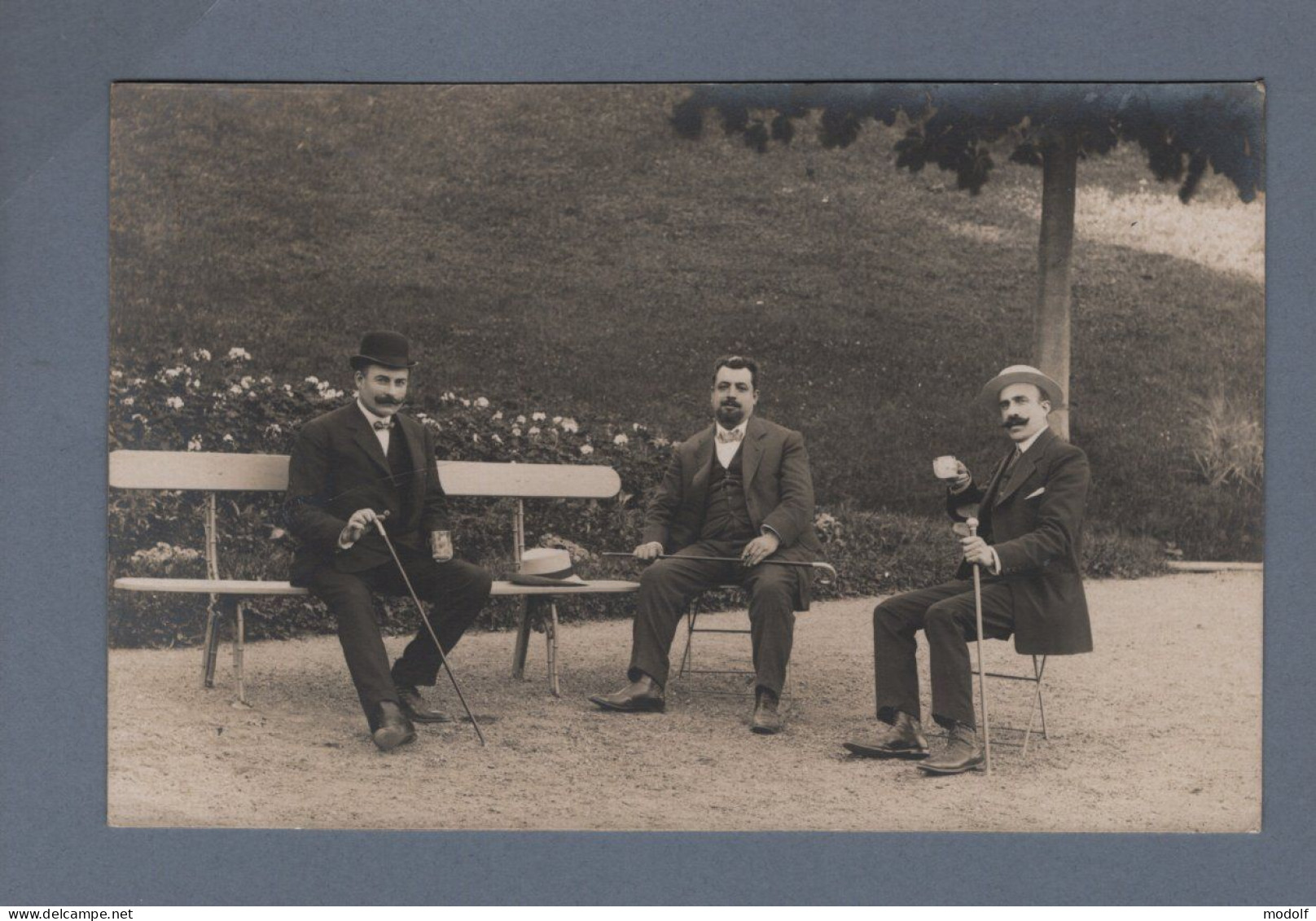 CPA - 63 - Châtel-Guyon - Carte-Photo De Trois Curistes - Circulée En 1910 - Châtel-Guyon