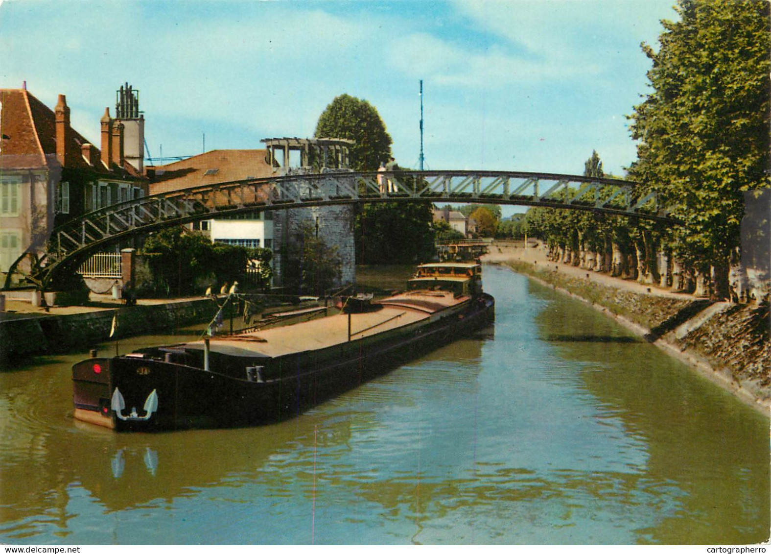 Navigation Sailing Vessels & Boats Themed Postcard Montargis Barges Bridge - Velieri