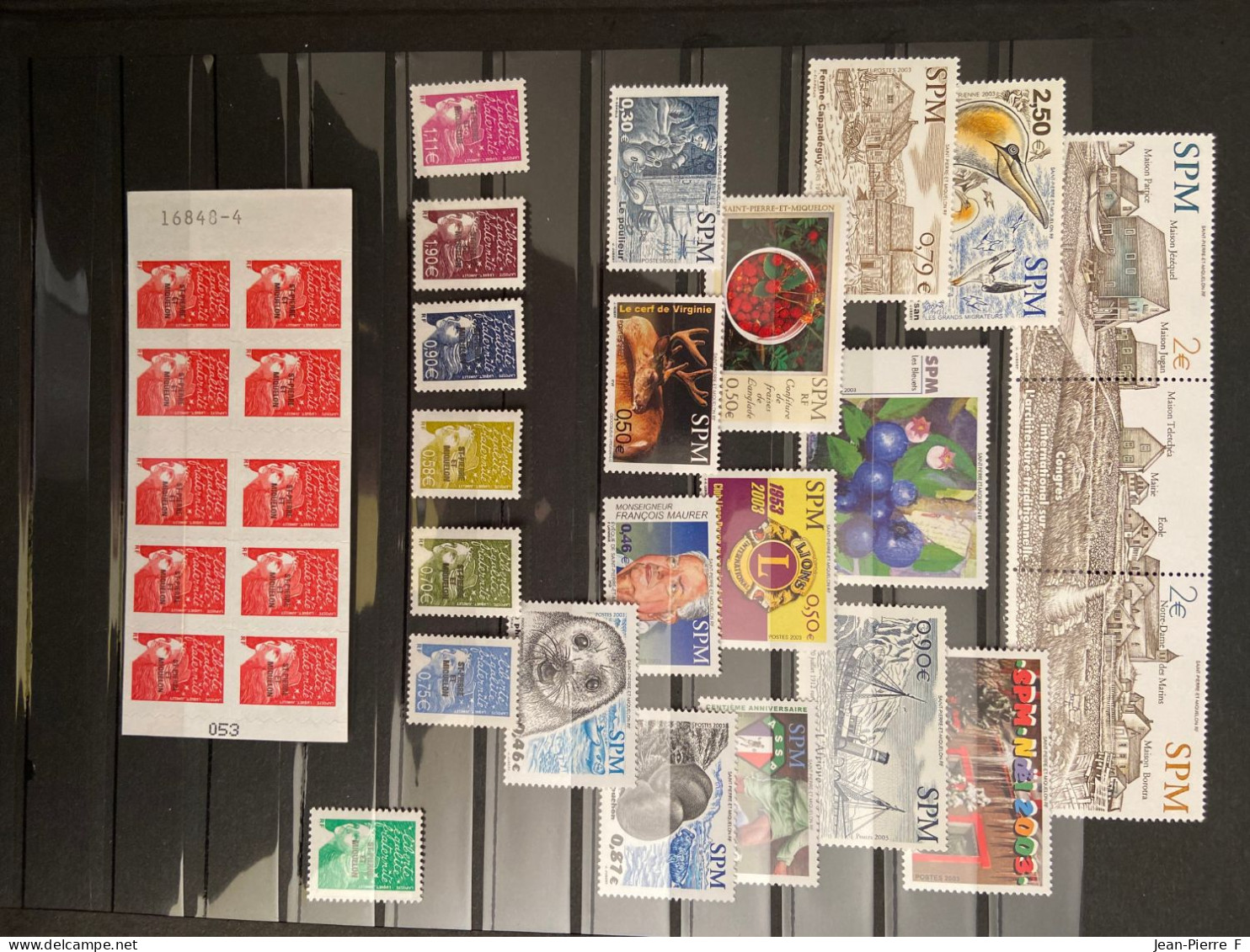 Lot de 500 timbres neufs de Saint Pierre et Miquelon – 1986 à 2003 incluse