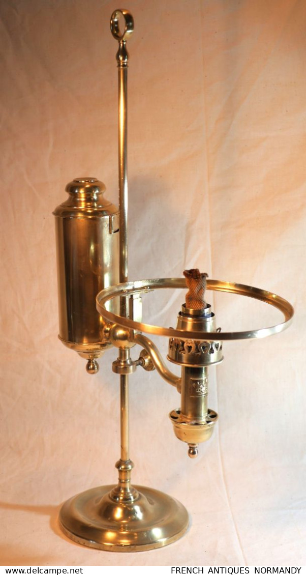 Lampe de bureau d'étude à huile - Plank  - type Quinquet - opaline verte - XIX ième ref BX24LP001