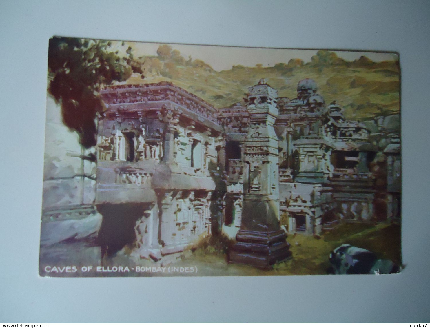 INDIA   POSTCARDS GAVES OF ELLORA  BONBAY    MORE  PURHASES 10% DISCOUNT - India