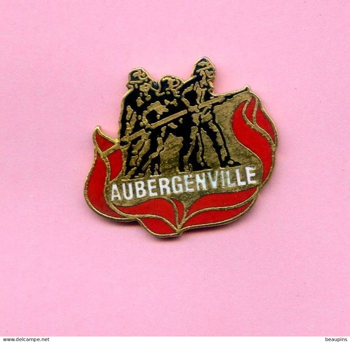 Rare Pins Pompier Aubergenville Yvelines Egf Fr841 - Brandweerman