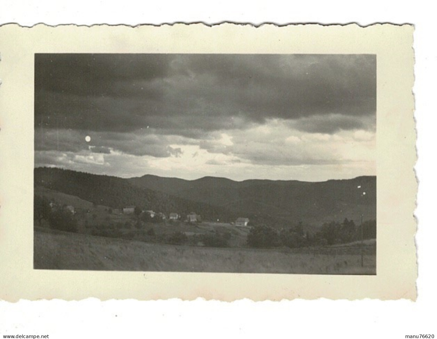 Ref 1 - Photo :  Hohrodberg, Ciel D'orage ,  Alsace  - France . - Europa