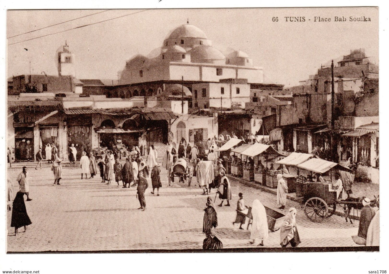 TUNIS, Place Bab Souïka. - Tunisia