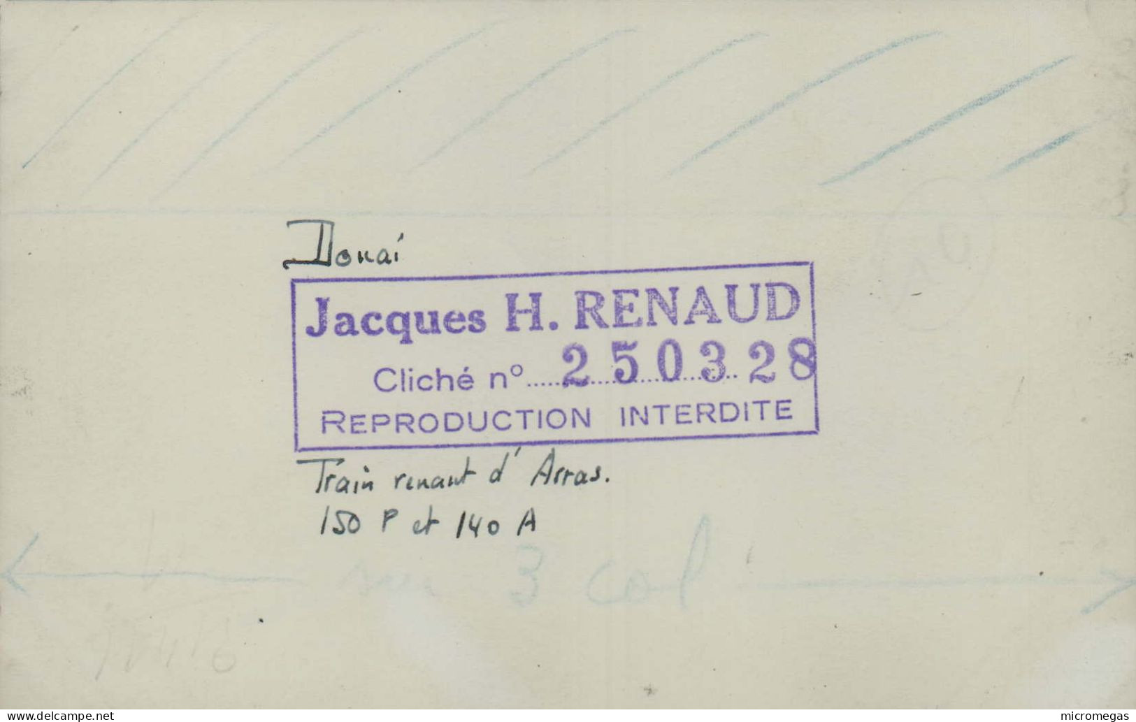 Douai - Train Venant D'Arras 150 P Et 140 A - Cliché Jacques H. Renaud - Eisenbahnen