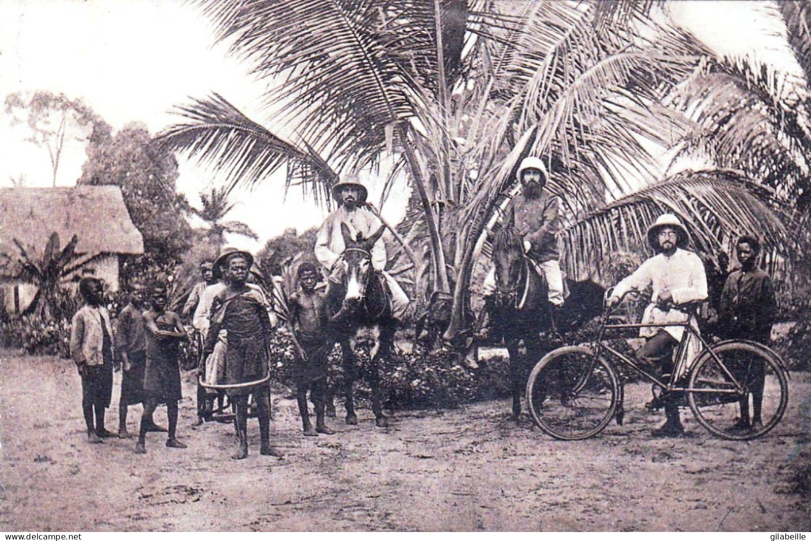 Congo Belge - Mission Des RR PP Jésuites Au Kwango - Equipé Pour La Route -1924 - Congo Belge