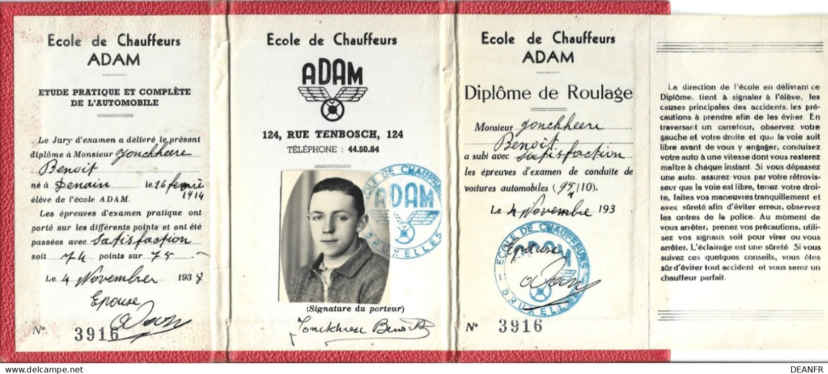 DIPLÔME De L'Ecole De Chauffeurs ADAM. 7,5cm/12,5cm Refermé. - Diploma's En Schoolrapporten