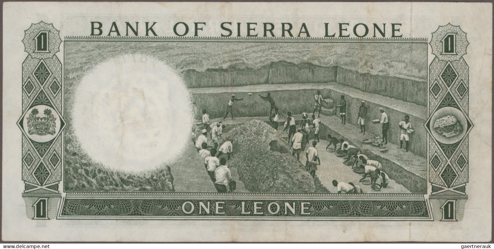 Sierra Leone: Bank of Sierra Leone, huge lot with 32 banknotes, series 1964-2010