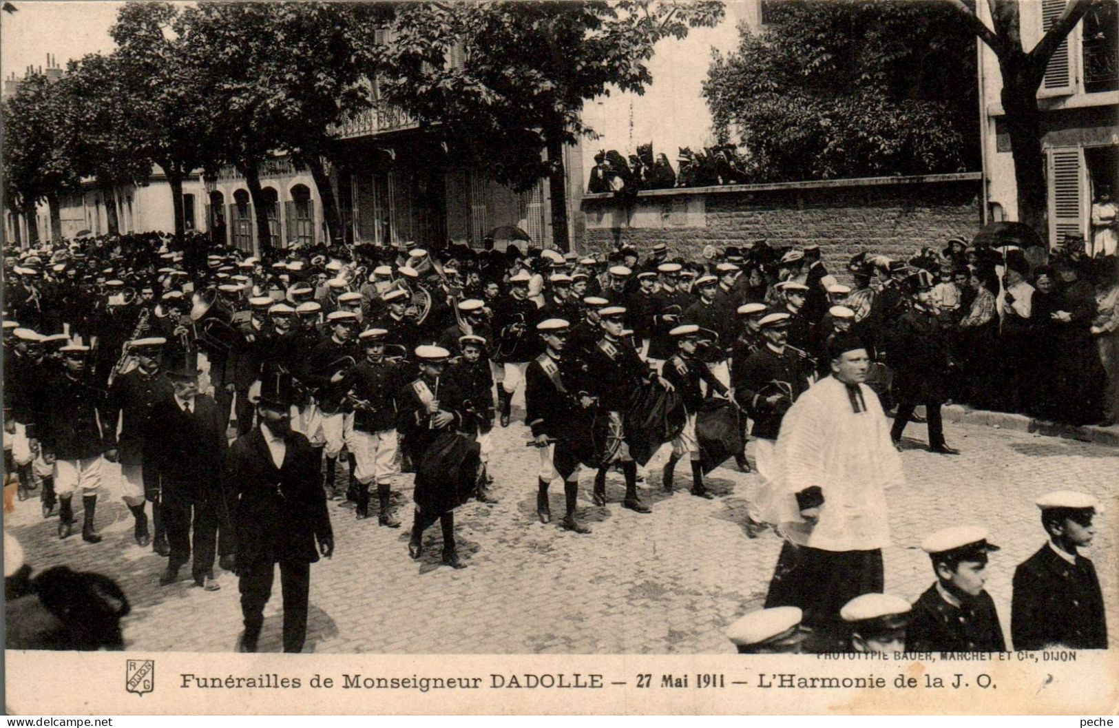 N°1415 W -cpa Funérailles De Monseigneur Dadolle -l'harmonie De La J.O - Dijon