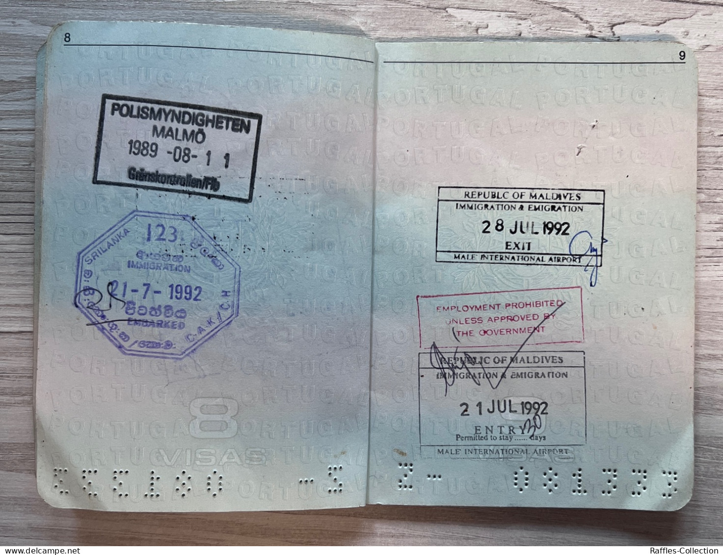 Portugal passport with India, Sri Lanka, Maldives visas / passeport reisepass pasaporte passaporto