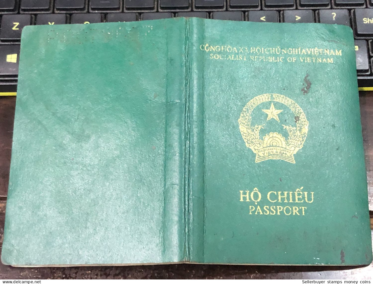 VIET NAMESE-OLD-ID PASSPORT VIET NAM-PASSPORT Is Still Good-name-nguyen Van Minh-2003-1pcs Book - Collezioni