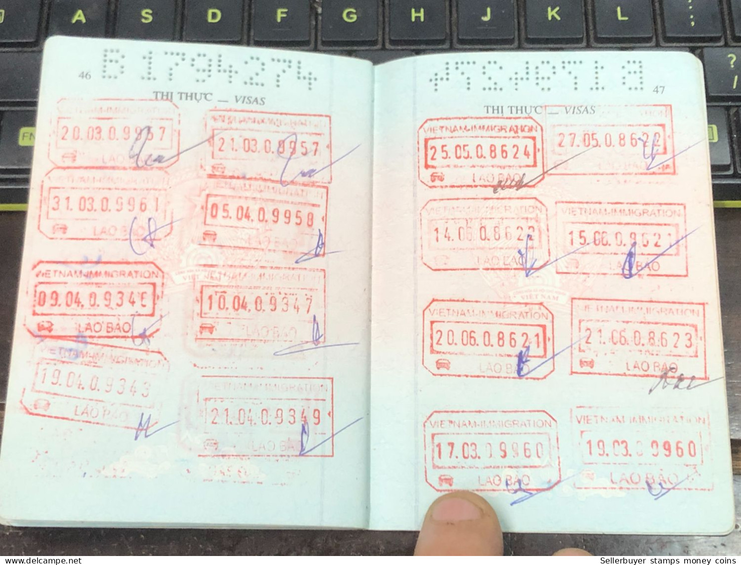 VIET NAMESE-OLD-ID PASSPORT VIET NAM-PASSPORT Is Still Good-name-hoang Van Lanh-2008-1pcs Book - Collezioni