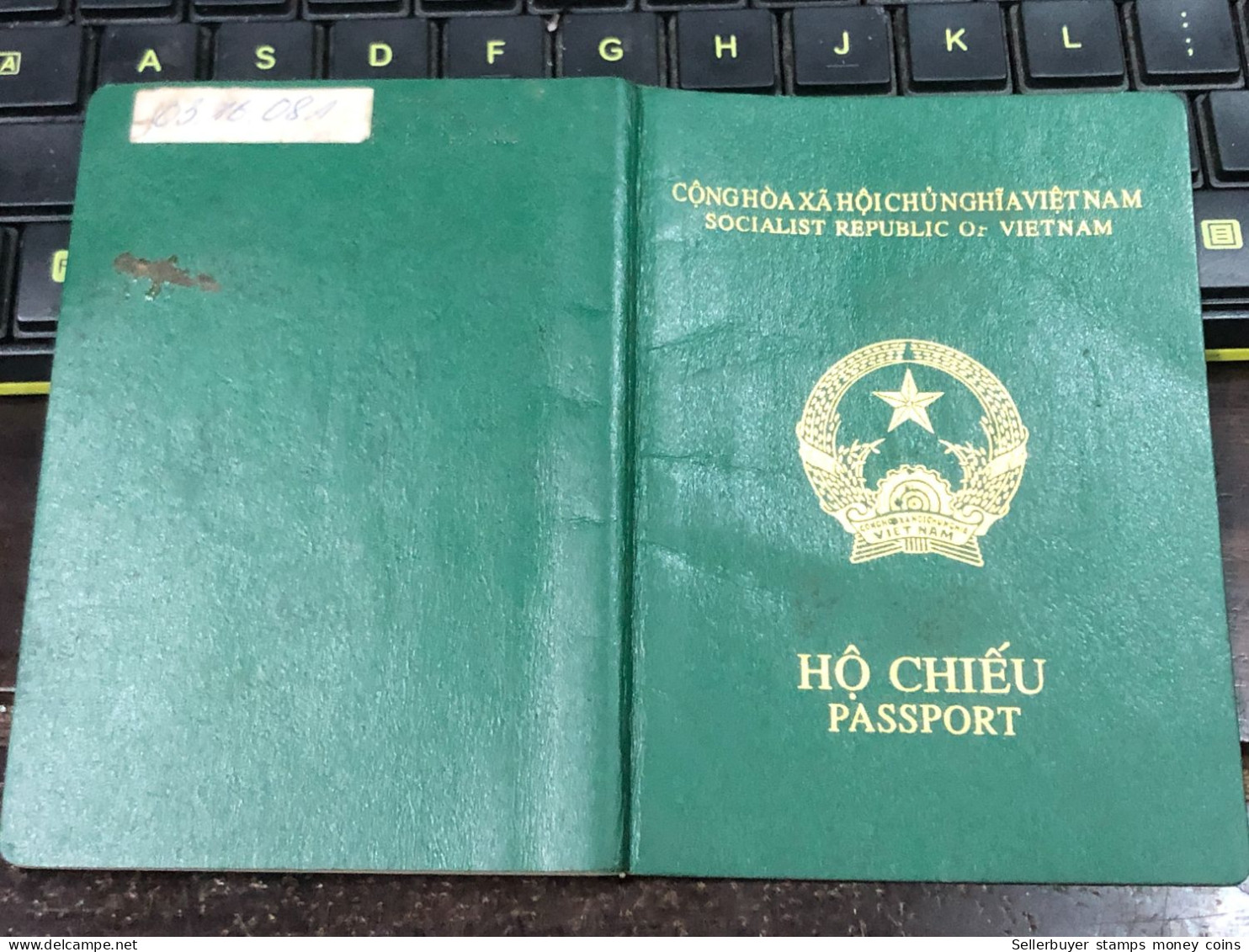 VIET NAMESE-OLD-ID PASSPORT VIET NAM-PASSPORT Is Still Good-name-hung Trung-2009-1pcs Book - Collections