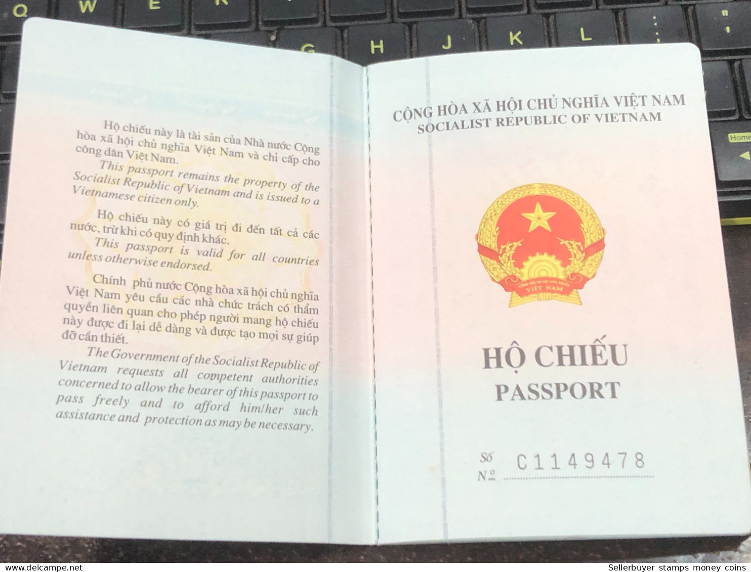 VIET NAMESE-OLD-ID PASSPORT VIET NAM-PASSPORT Is Still Good-name-trinh Vinh Kham-2015-1pcs Book - Collections