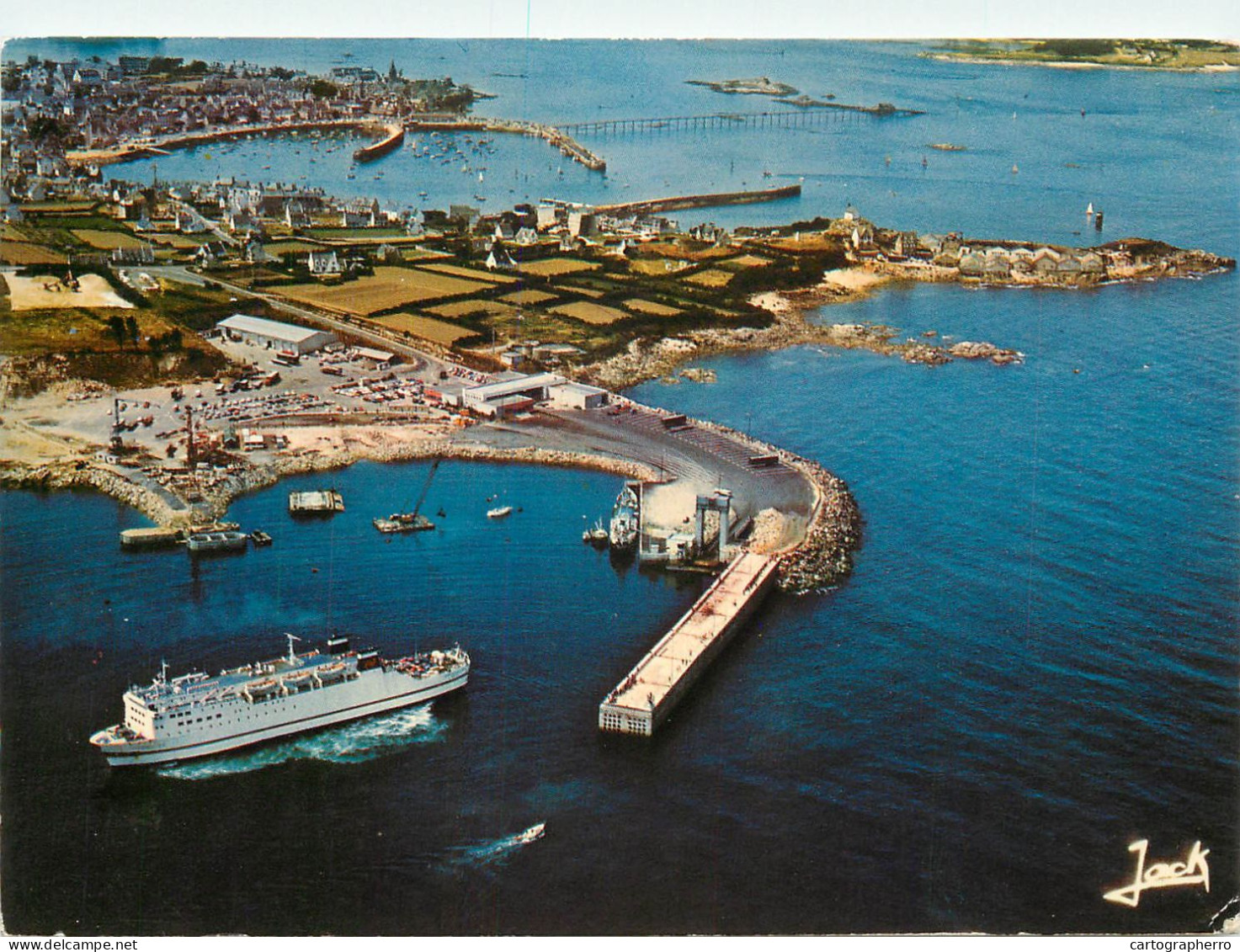 Navigation Sailing Vessels & Boats Themed Postcard Bretagne M.V. Cornouailles Ferry 1981 - Segelboote