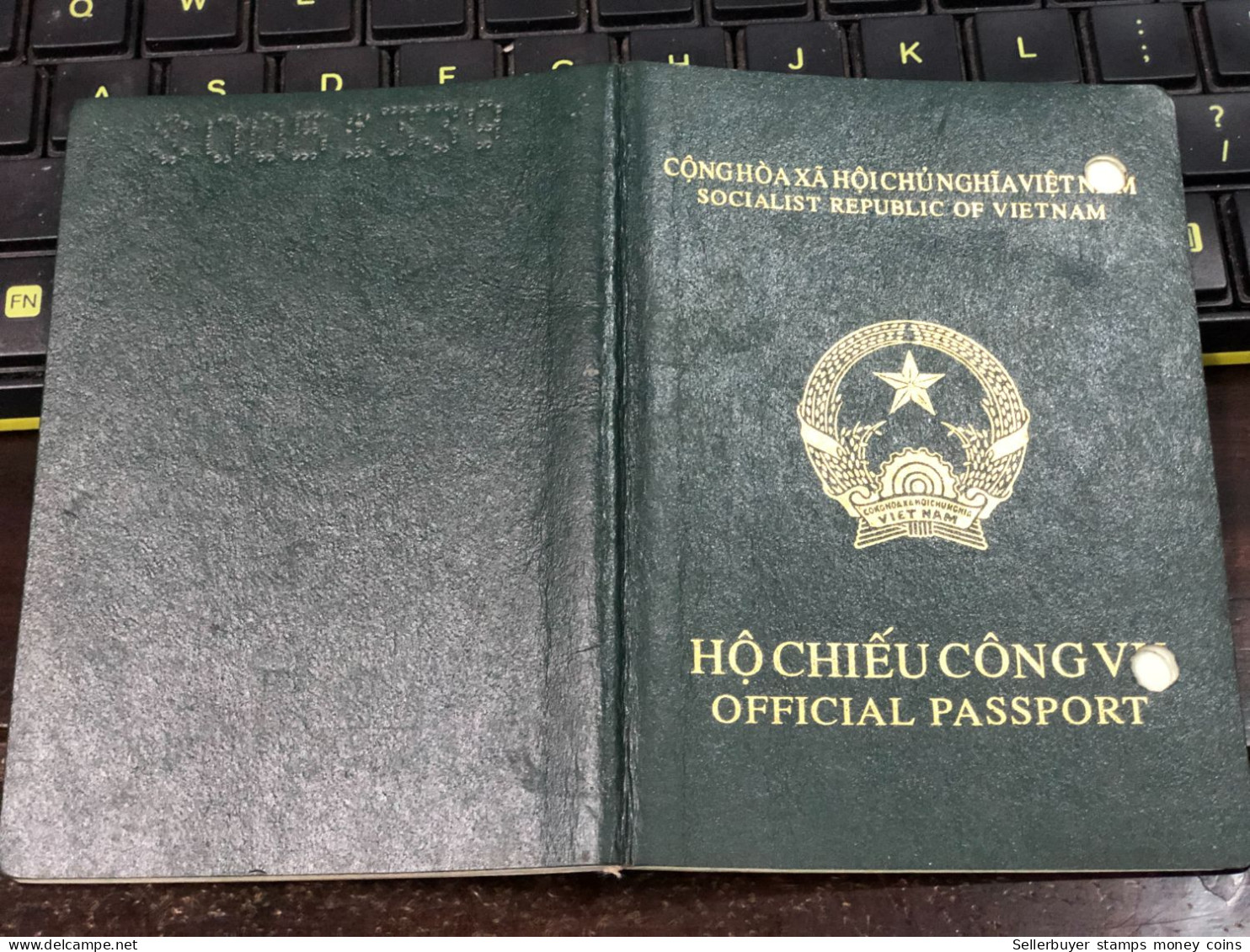 VIET NAMESE-OLD-ID PASSPORT VIET NAM-PASSPORT Is Still Good-name-nguyen Van Minh-2004-1pcs Book - Verzamelingen