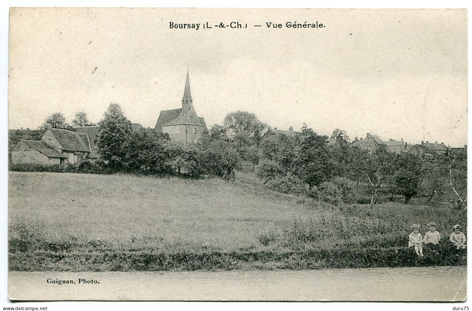 Loir Et Cher CPA Voyagé 1928 * BOURSAY Vue Générale ( Eglise * 3 Petits Enfants Assis ) * Guignan Photo - Other & Unclassified