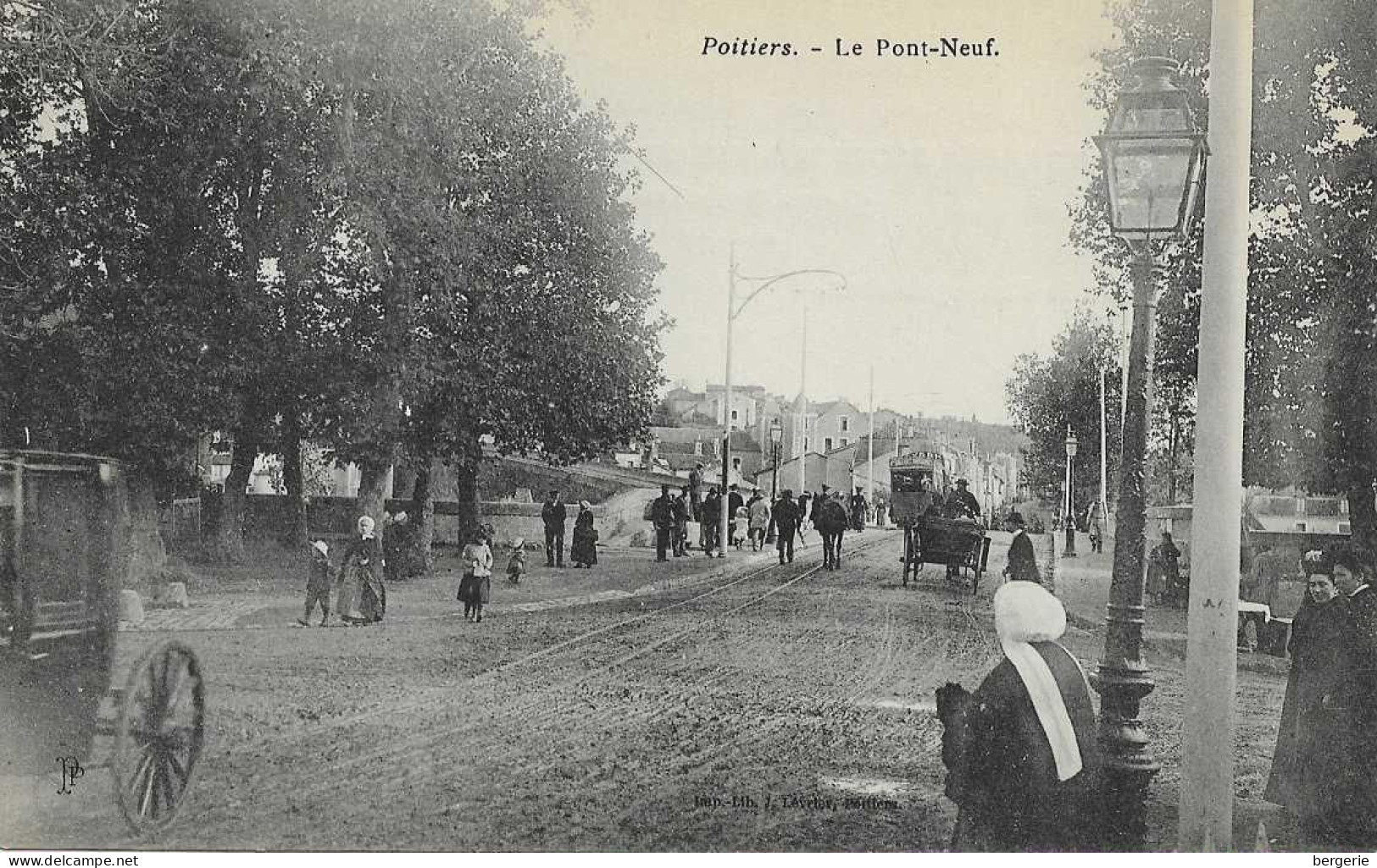 C/271             86   Poitiers     -    Le Pont-neuf    -  Animation - Poitiers