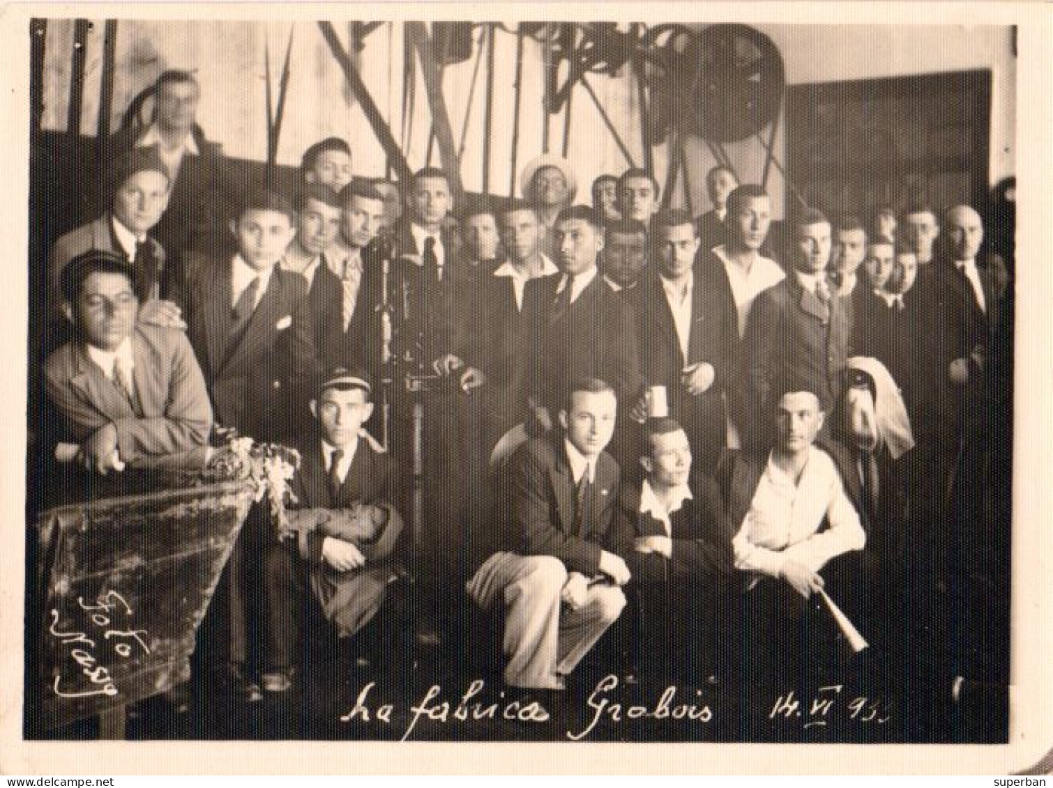 CHISINAU : LA FABRICA GRABOIS [ MEZELURI ] - CARTE VRAIE PHOTO / REAL PHOTO [ 8,5 X 11,5 Cm ] - 14 VI 1933 (an654) - Moldawien (Moldova)