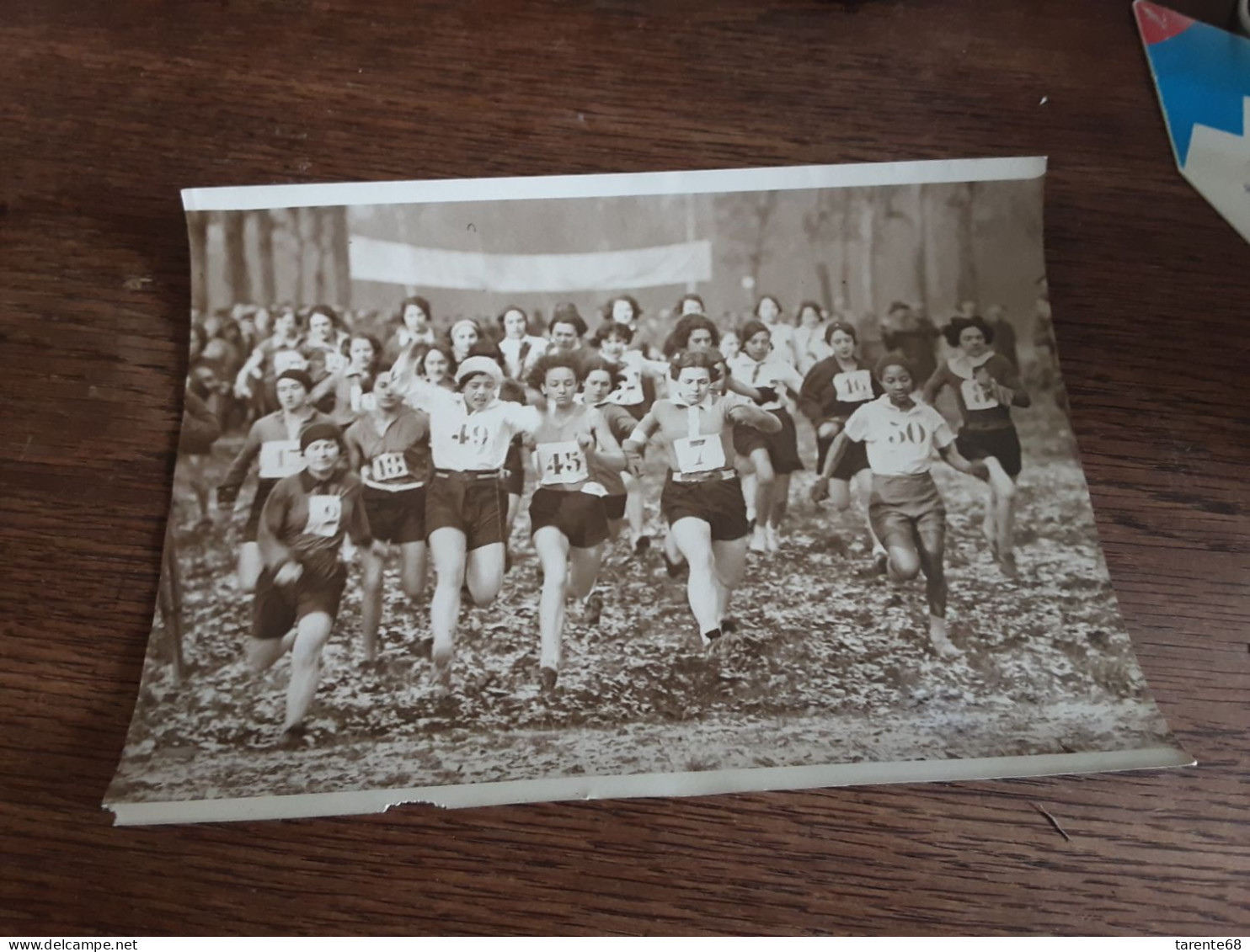 Photo 13 X 18 Cm Ville D Avray Départ Championnat De France Feminin Photo Neurisse 1931 - Europe