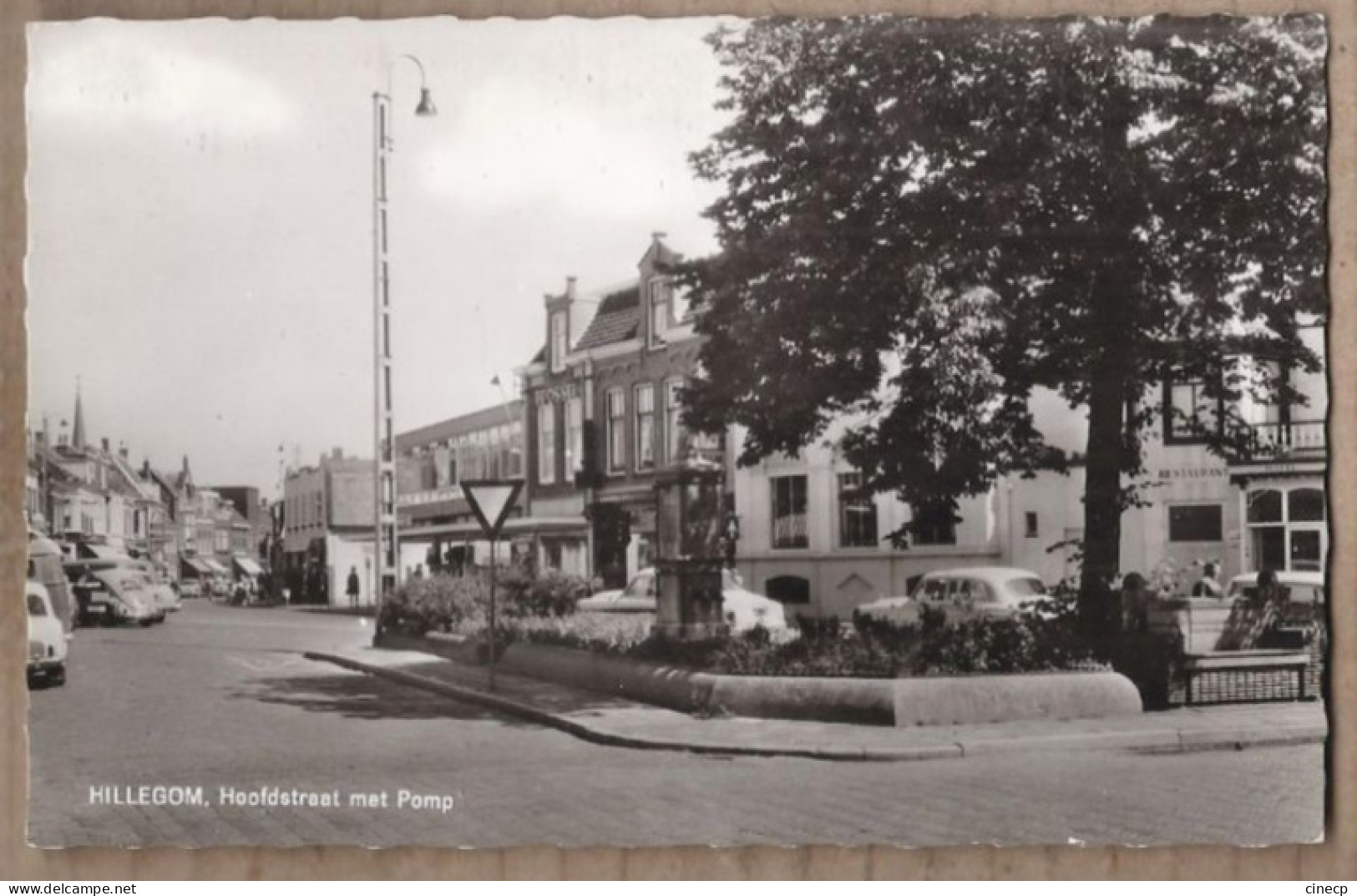 CPSM PAYS-BAS HOLLANDE - HILLEGOM - Hoofdstraat Met Pomp - TB PLAN CENTRE VILLE ANIMATION AUTOMOBILES - Sonstige & Ohne Zuordnung