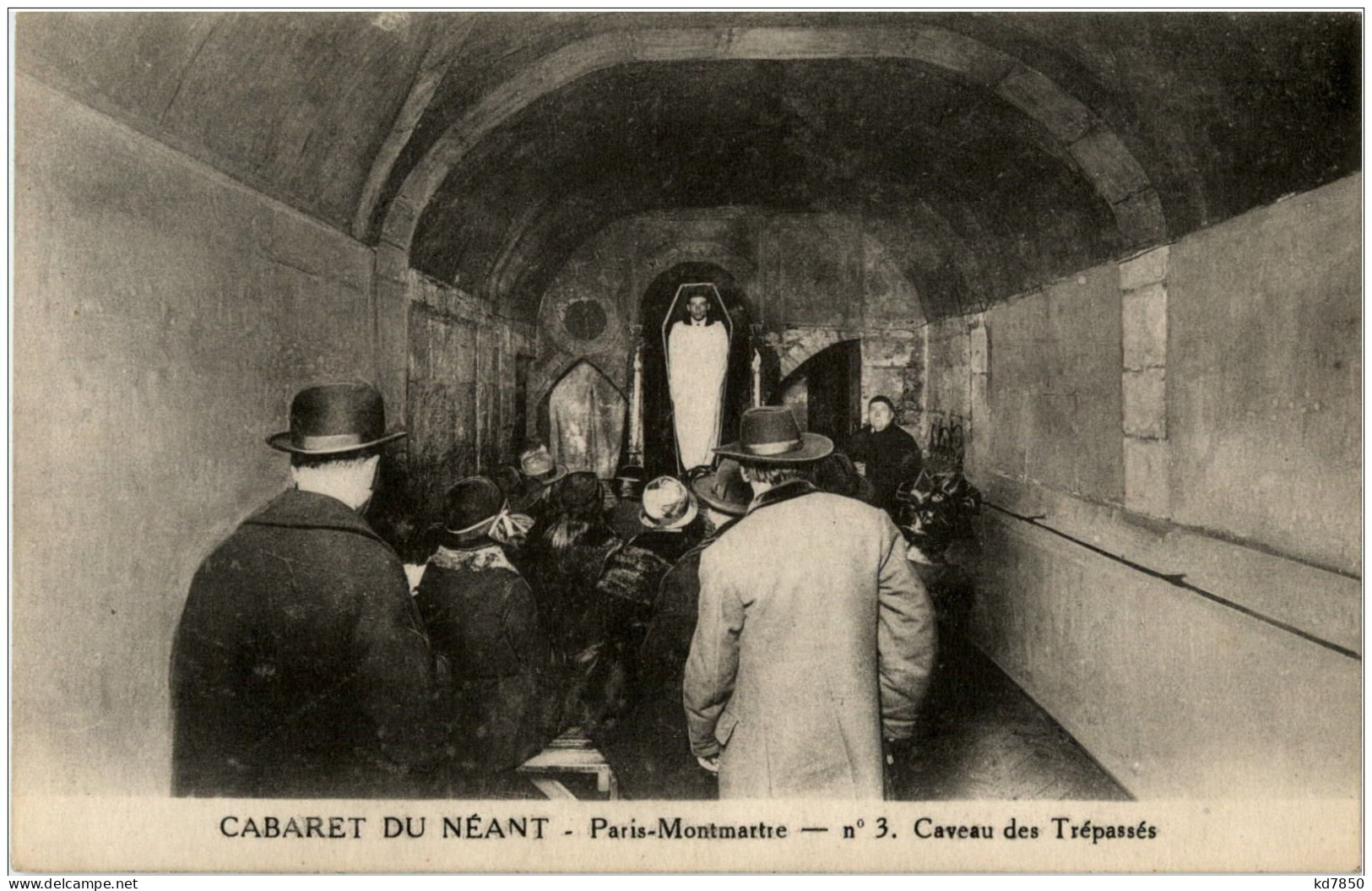 Paris - Montmartre - Cabaret Du Neant - Distrito: 19