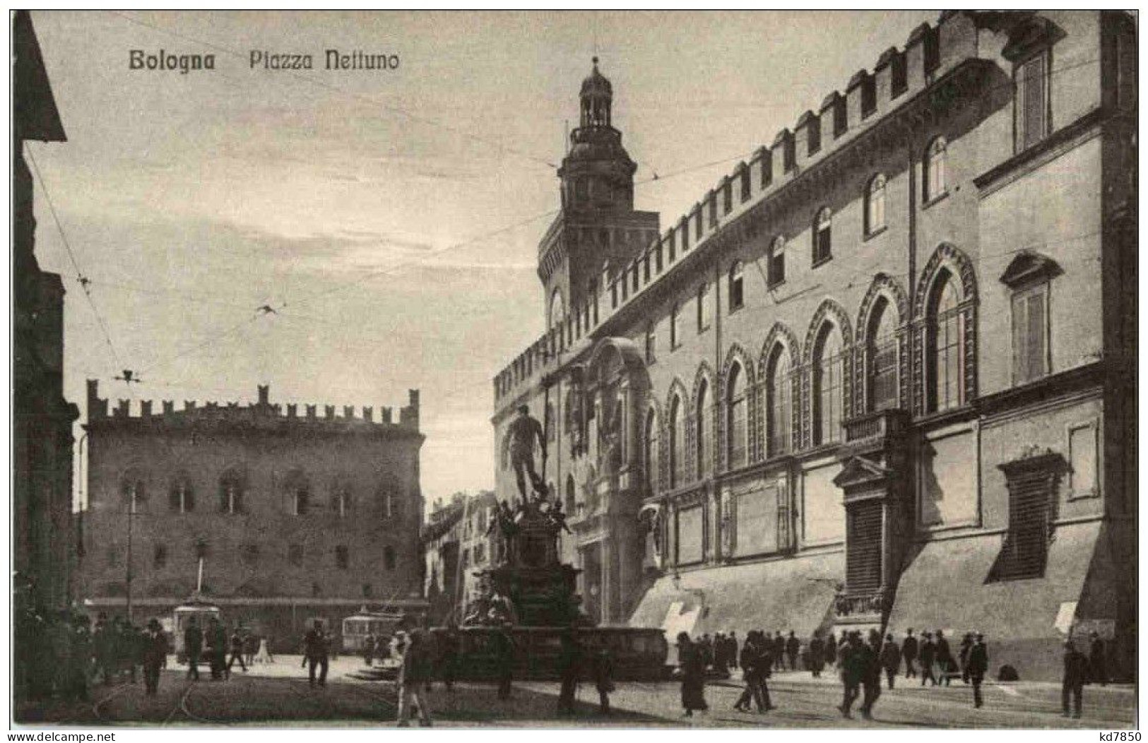 Bologna - Piazza Nettuno - Bologna