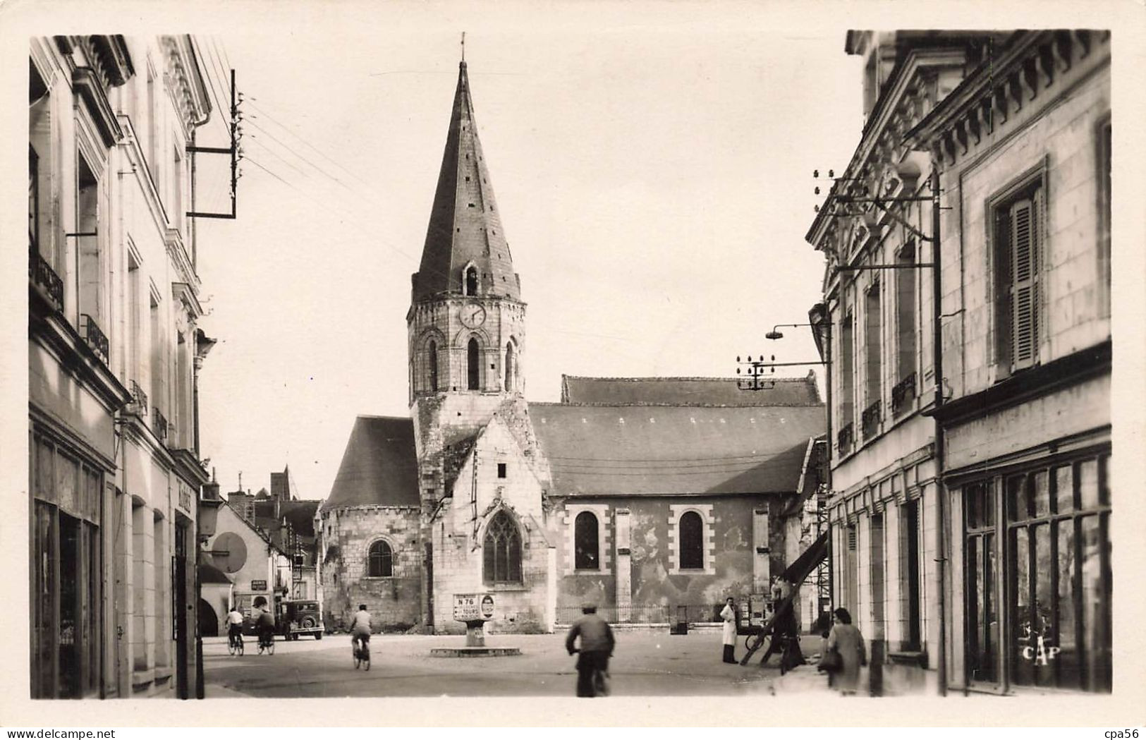 BLÉRÉ - Vers L'Église  - Rue Du Pont - Animée - Bléré