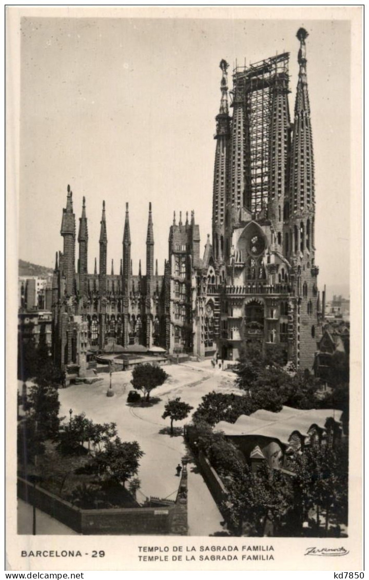 Barcelona - Remplo De La Sagrada Familia - Barcelona