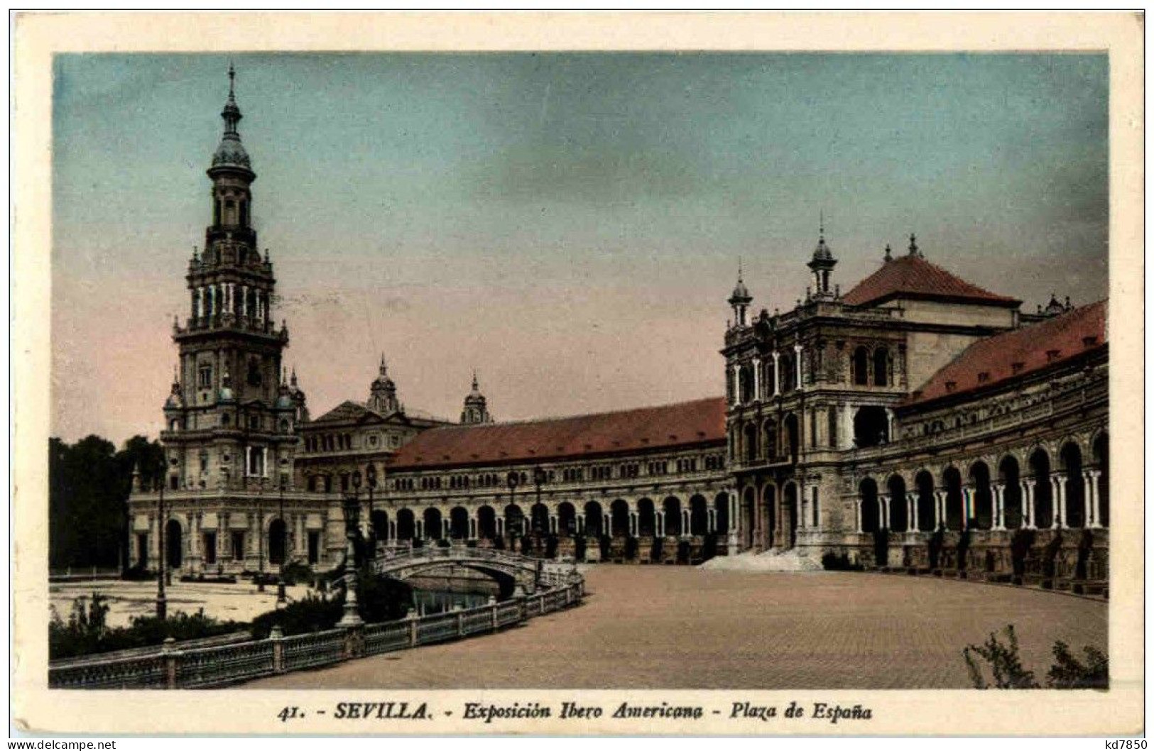 Sevilla - Exposition Ibero Americana - Plaza De Espana - Sevilla