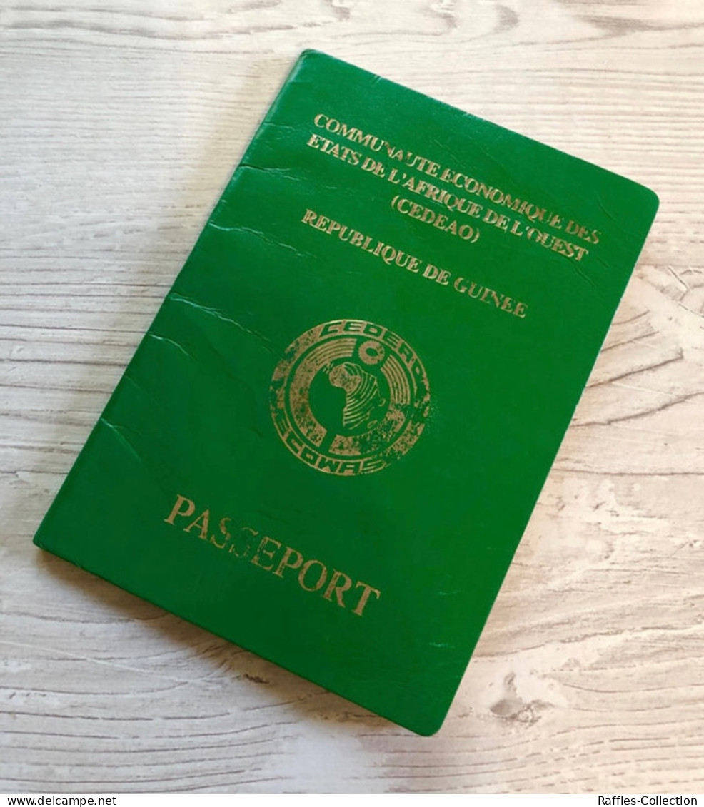 Guinea Passport Passeport Reisepass Pasaporte Passaporto - Historische Dokumente